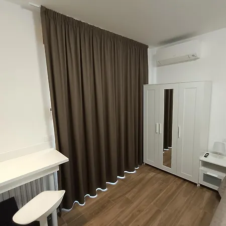 Casa Degli Ulivi - 招待所 努马纳